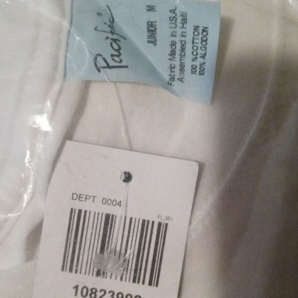 Panic! At the Disco band tee - Picture 3 of 4